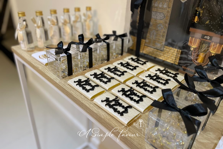 Hajj/ Umrah Favours Package