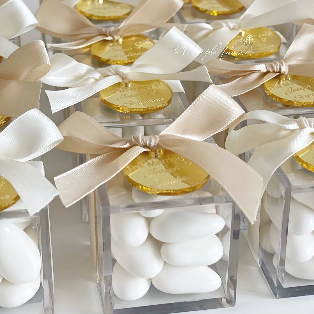Traditional Almond Boxes – A Simple Favour